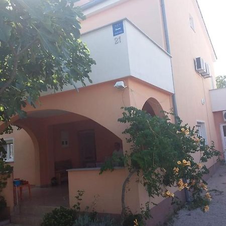 Apartmani Kutlesa โวดีเซ ภายนอก รูปภาพ